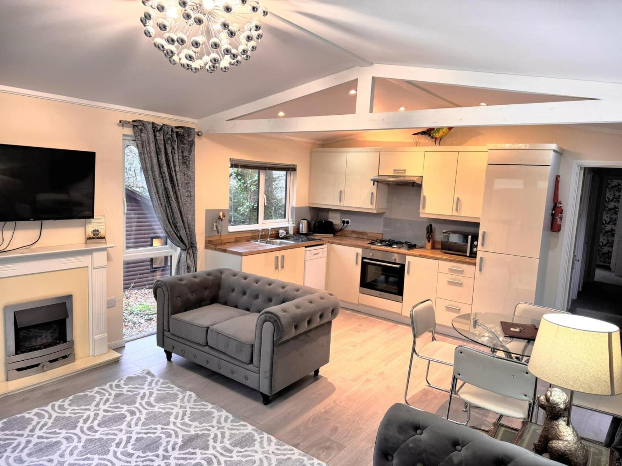 Welsh Villa-Hot Tub-Tenby-Carmarthen-Forestsetting Bagian luar foto